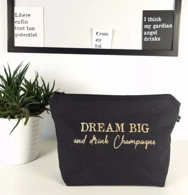 Grande pochette « Dream Big »