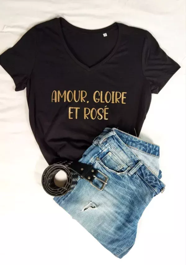 Tee-shirt noir col V « Rosé »