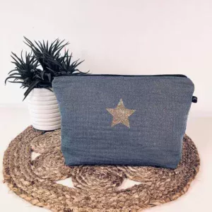 Grande pochette en gaze de coton gris scintillant avec flocage d'une étoile doré pailleté.