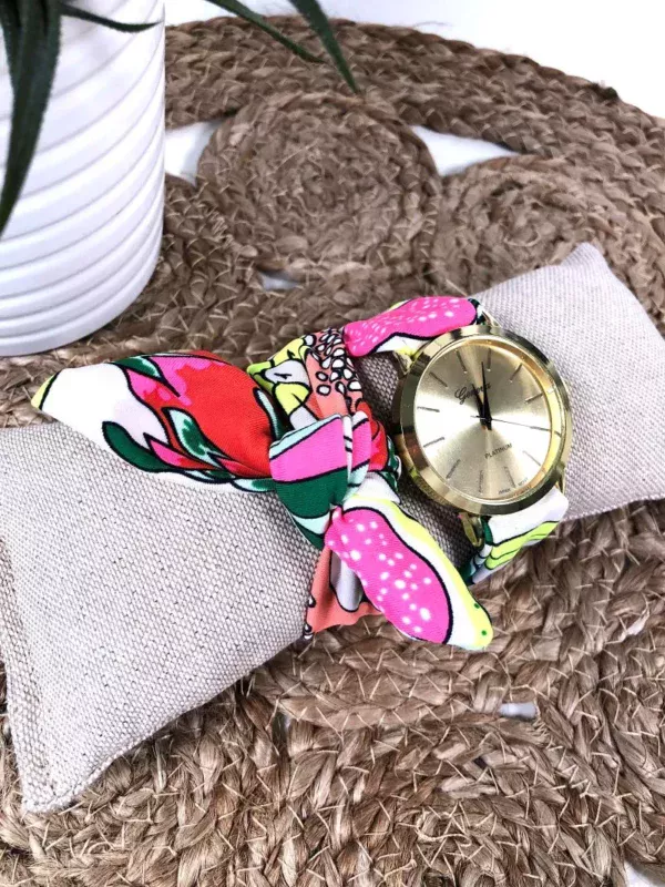 Montre femme à bracelet en tissu viscose fluo