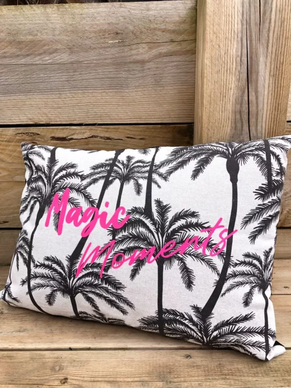 Housse de coussin palmier avec texte "Magic Moments" floqué en rose fluo