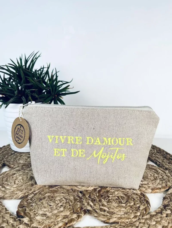 Petite pochette "Vivre d'Amour et de Mojitos" en jaune fluo.