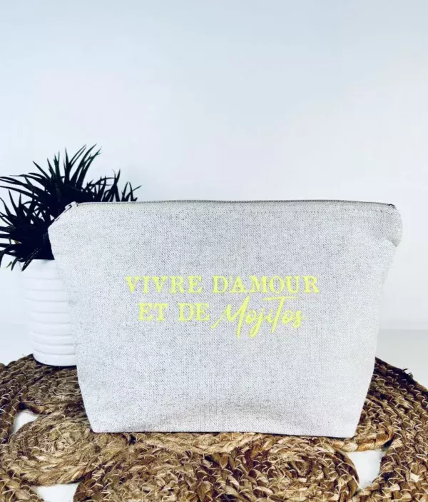 Grande pochette de maquillage en lurex avec slogan "Vivre d'Amour et de Mojitos" en jaune fluo