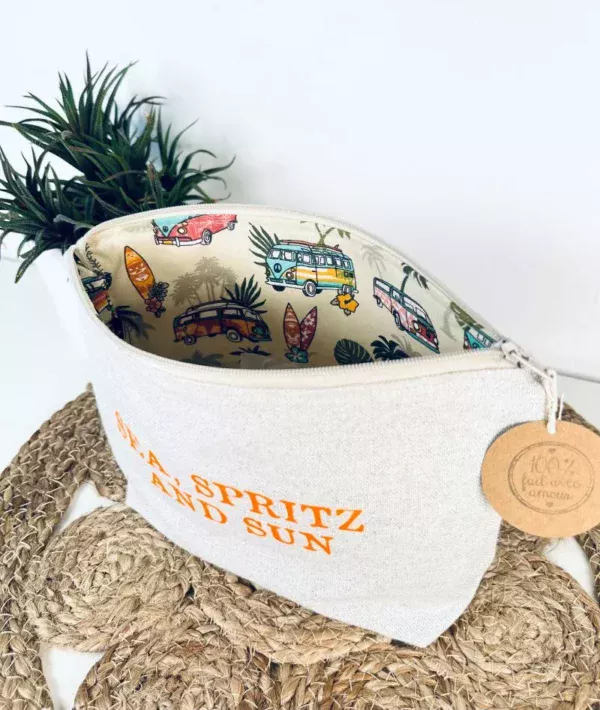 Grande pochette de maquillage en lurex avec slogan "Sea, Spritz and Sun" en orange fluo
