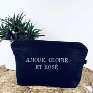 Petite pochette en gaze de coton noir irisé avec flocage "Amour, Gloire et Rosé" en argenté pailleté.