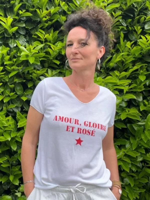 Tee-shirt blanc et rouge "Amour, Gloire et Rosé", tee-shirt pour femme, col V, taille unique