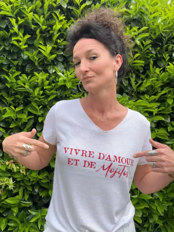 Tee-shirt blanc et rouge "Vivre d'Amour et de Mojitos", tee-shirt pour femme, col V, taille unique