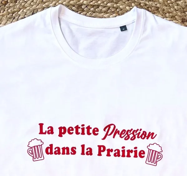 Tee-shirt homme blanc et rouge "La petite pression dans la prairie", tee-shirt spécial Férias.