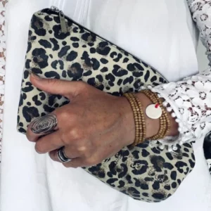 Grande pochette / sac à main léopard avec son printage "Enjoy the ride" en doré pailleté