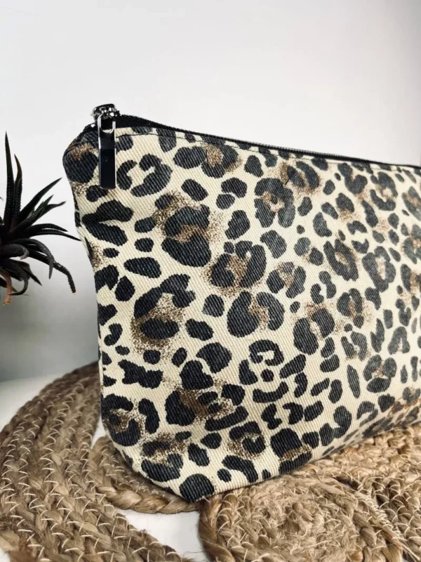 Grande pochette / sac à main léopard avec son printage "Enjoy the ride" en doré pailleté